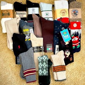 Assorted brands and colors of men’s NWT socks. Average price is $5.00 per pair.